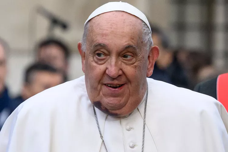 Pope-Francis-120824-1-bfb0a5d45f5f46e1934fab8de6f8e91e.webp